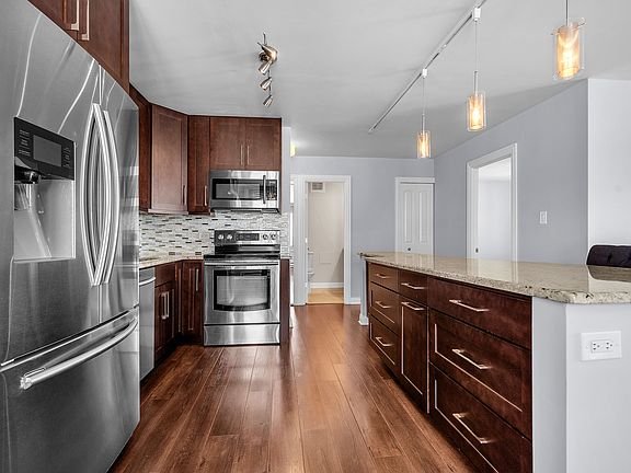 4th image of 9098 Terrace Dr #6N