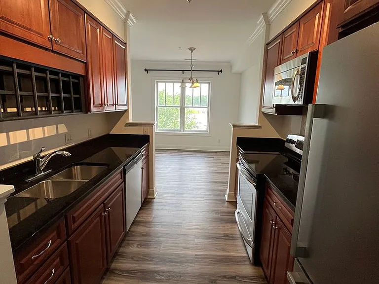6831 Main St #323 — Photo 20