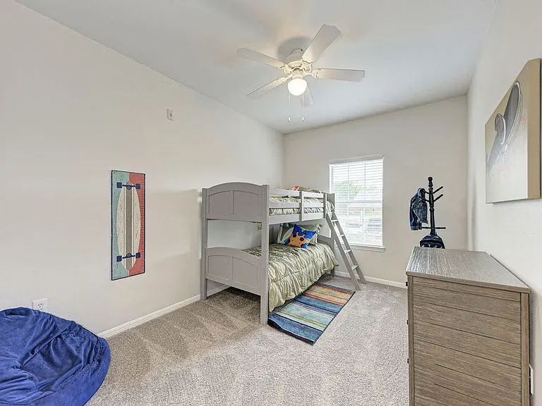Chandler Creek Apartments — Photo 22