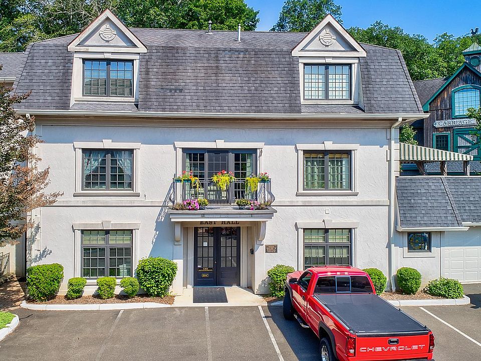 1st image of 2614 Boston Post Rd Suite 36