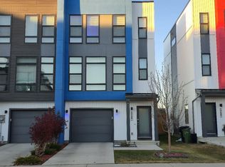 1758 Keene Cres SW, Edmonton, AB T6W 3W3