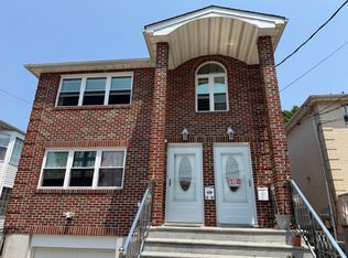 64-37 231st St FLOOR 2, Oakland Gardens, NY 11364