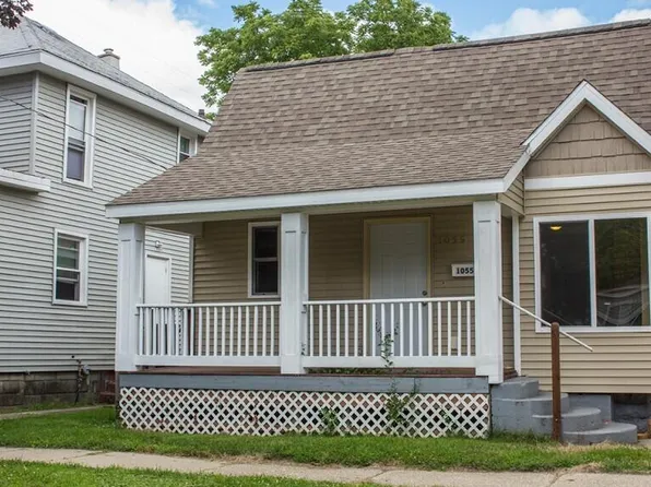 1055 Dayton St SW, Grand Rapids, MI 49504