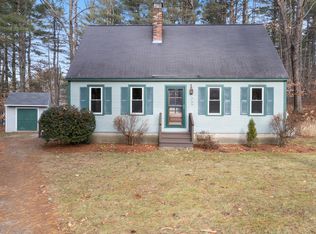 26 Plaza Dr, Sanford, ME 04073