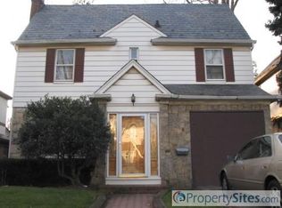 8710 Chevy Chase St, Jamaica, NY 11432