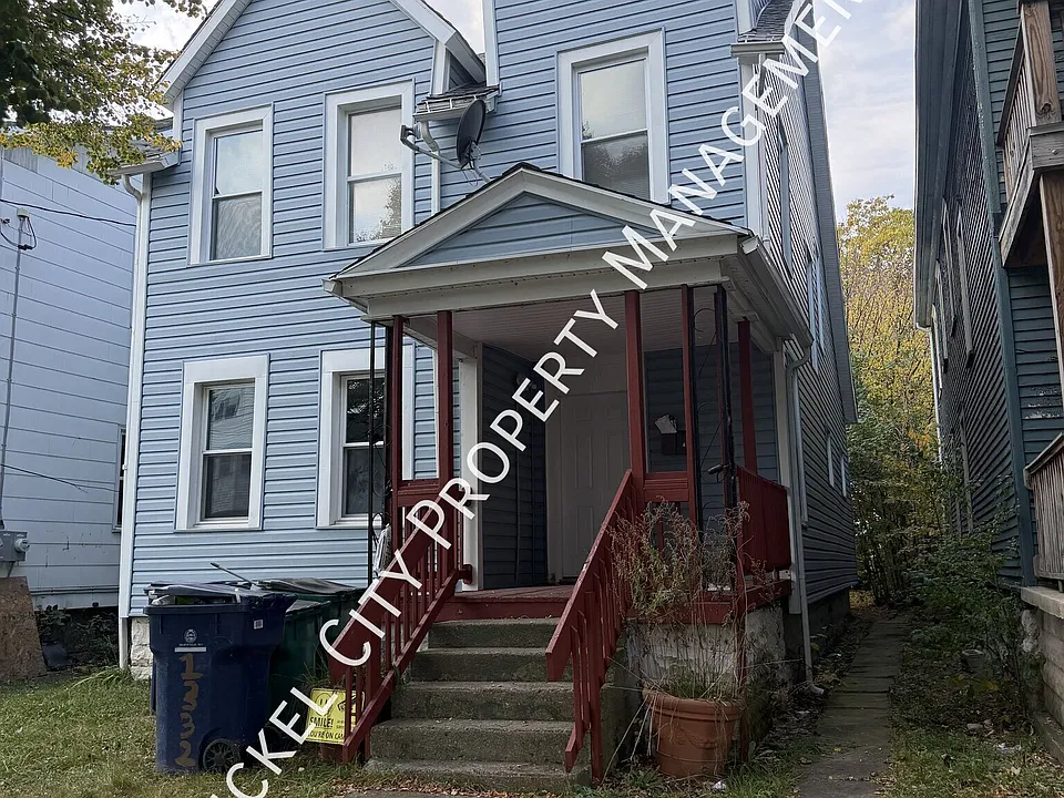1332 West Ave #UPPER