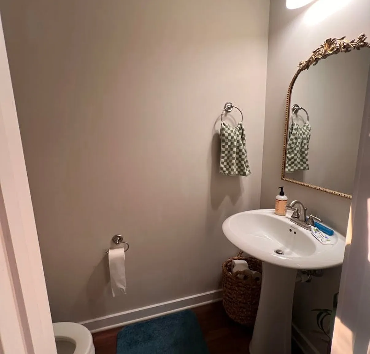 2 bed, 1278 sqft, $1,890 — Photo 2