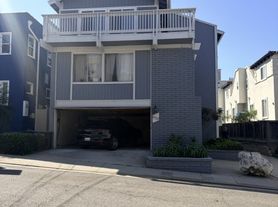 630 2nd St, Hermosa Beach, CA