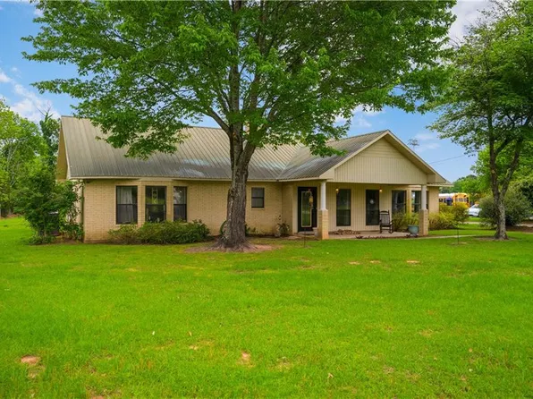 1107 E 5th St, Natchitoches, LA 71457