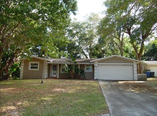 1271 Oakbrook Dr, Largo, FL 33770