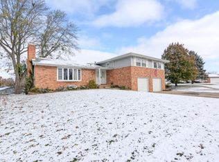 2130 Gary Ct, Decatur, IL 62526