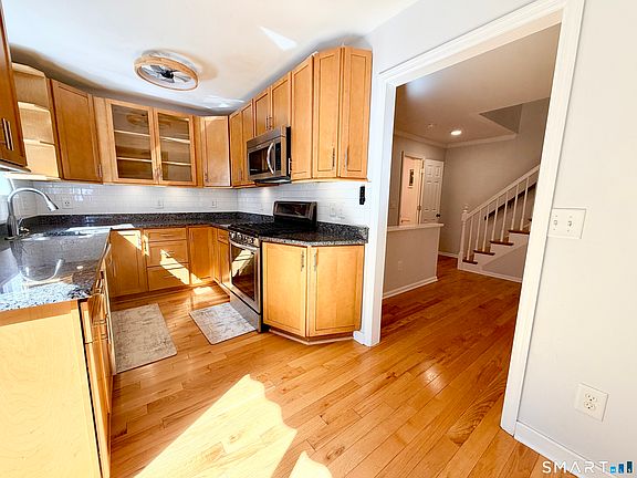 3rd image of 385 Unquowa Road #385