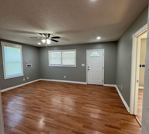 5th image of 204 Brisco St