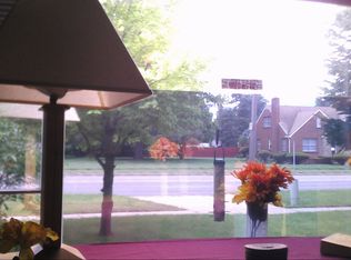 414 W Pierson Rd, Flint, MI 48505