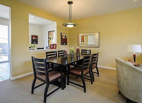 4th image of 50 Northcrest Dr