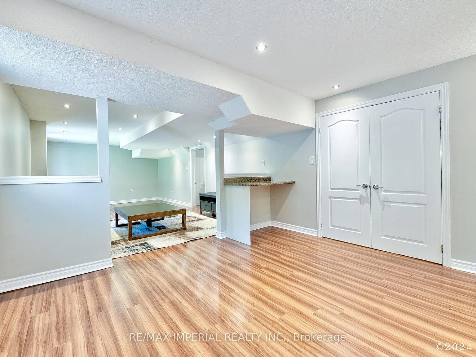 2 bed, $2,000 — Photo 4