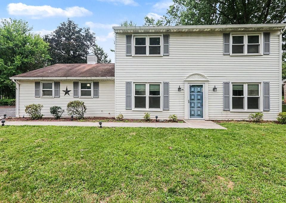 1st image of 136 Brookside Ave