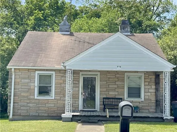 910 Montgomery St, Reidsville, NC 27320