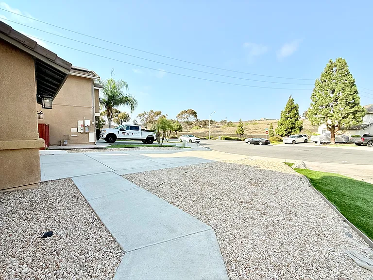 1478 Wyatt Ct — Photo 7