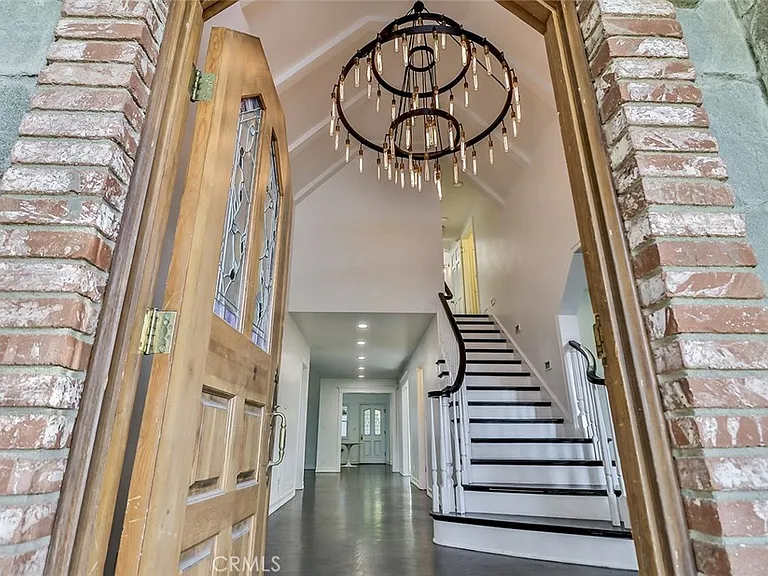 3373 Coy Dr — Photo 4