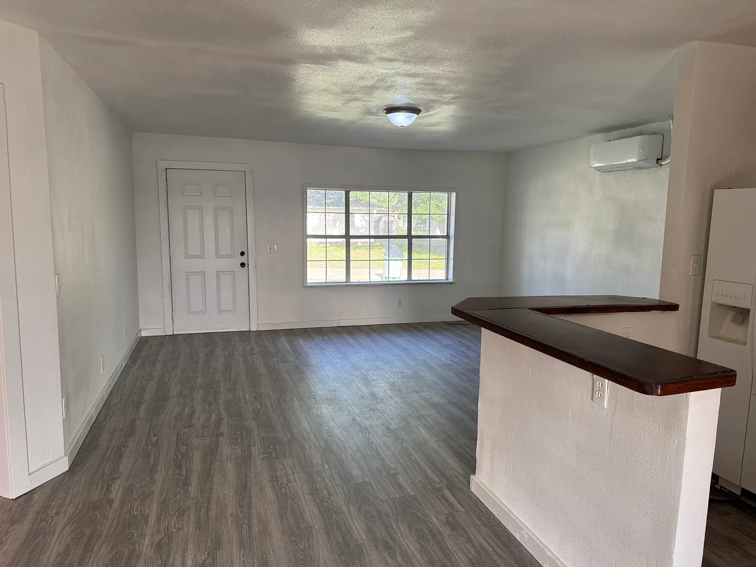 3 bed, 1092 sqft, $1,350 — Photo 4