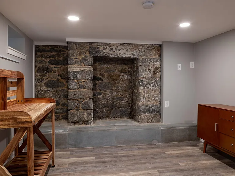1202 Oella Ave — Photo 9