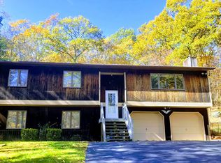 154 Wild Meadow Dr, Milford, PA 18337