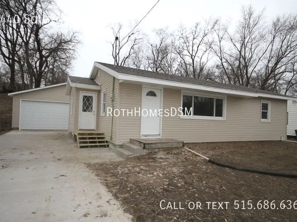 7440 Southview Dr, Des Moines, IA 50315