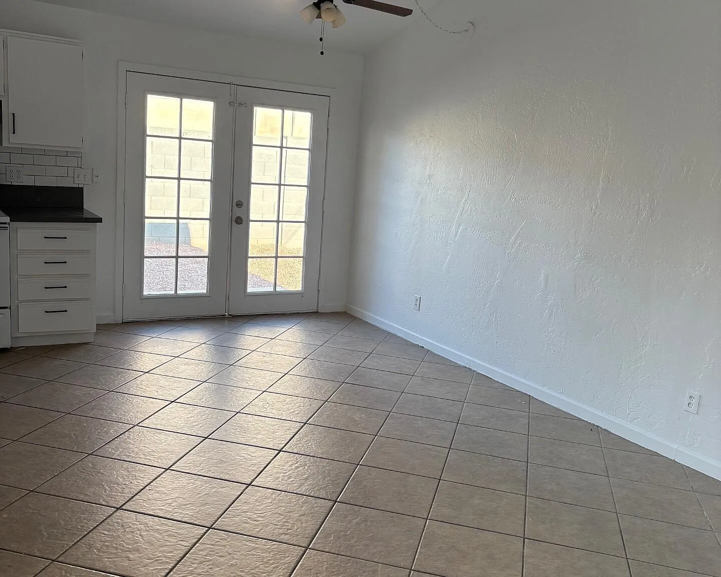2 bed, 1.0 bath, 780 sqft, $1,195 — Photo 4