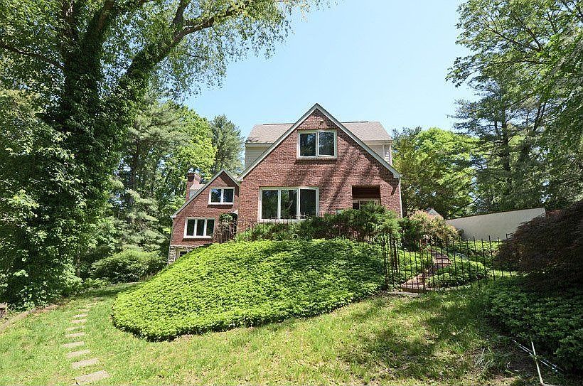 For Sale: 816 Youngsford Road, Gladwyne, PA 19035
