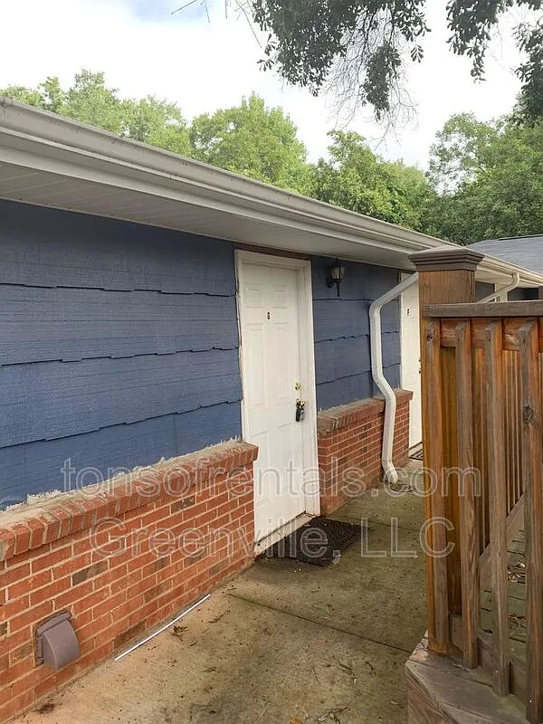1 bed, 1.0 bath, 600 sqft, $750 — Photo 1