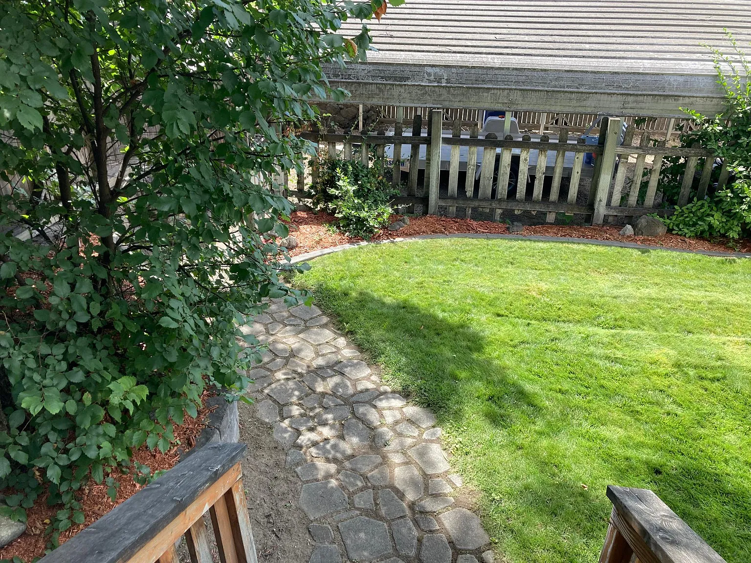 3 bed, 1440 sqft, $1,975 — Photo 2