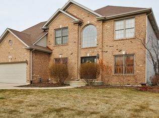 5336 Milkweed Dr, Naperville, IL 60564