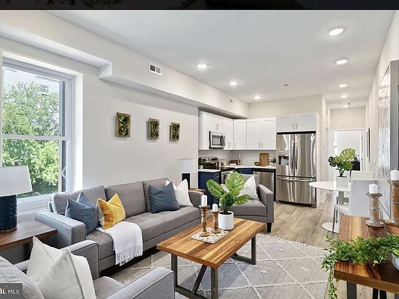 2nd image of 1535 N 6th St #4