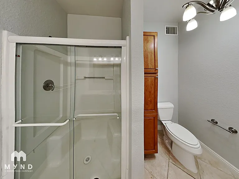 1908 Allen Ave — Photo 9