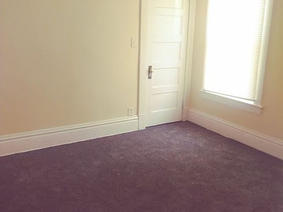 4th image of 117-119 S Gardiner Ave #119-G