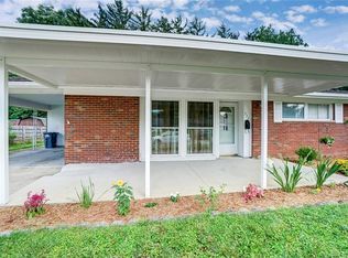 522 Chaucer Rd, Dayton, OH 45431