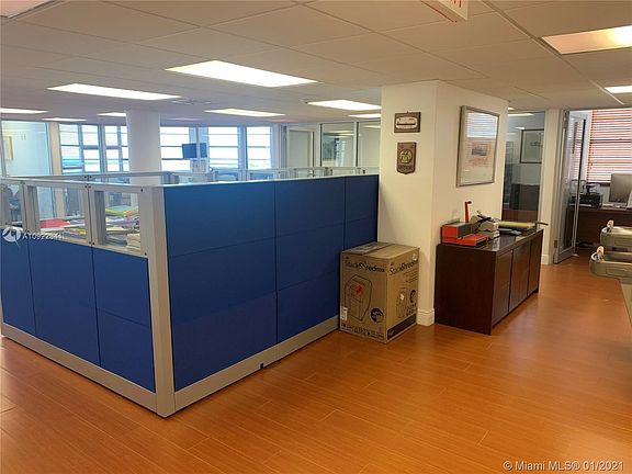 3rd image of 999 Brickell Bay Dr Suite 1901