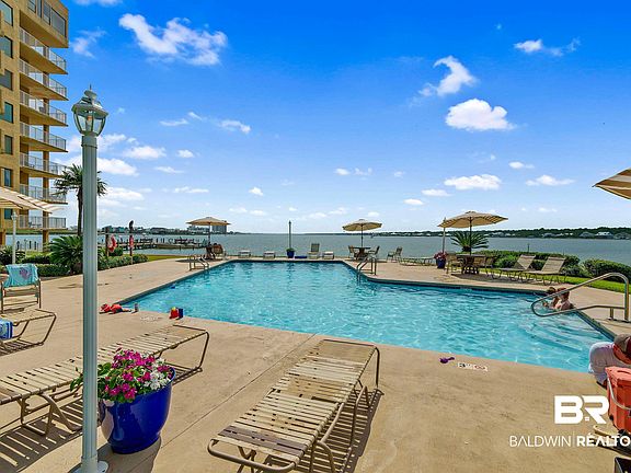 5th image of 1516 Sandpiper Ln APT 206