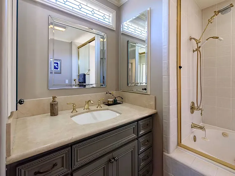 1700 Circo Del Cielo Dr — Photo 10