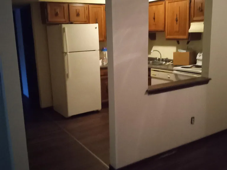 Eat in kitchen