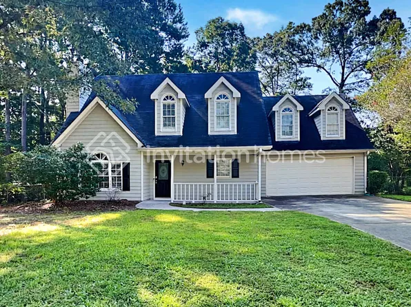 1055 Burning Bush Dr, Loganville, GA 30052