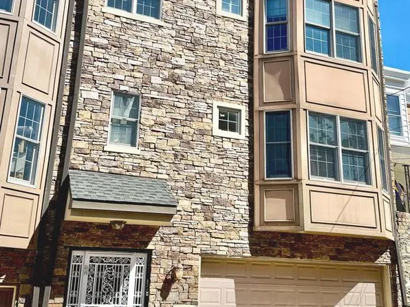 308 Dupont St, Philadelphia, PA 19128