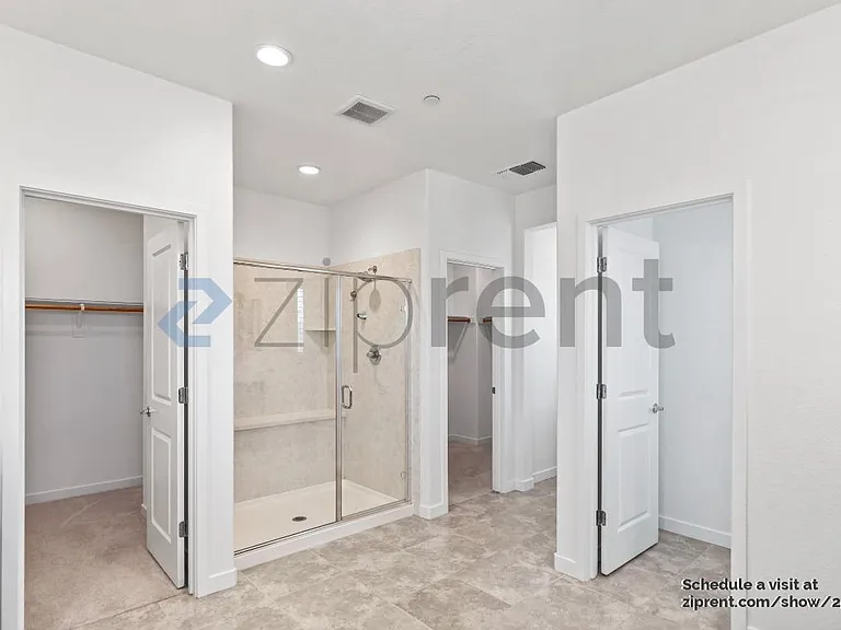 350 E Huntley Ave — Photo 30