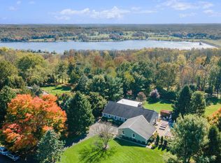 4 Patricia Ln, Chalfont, PA 18914