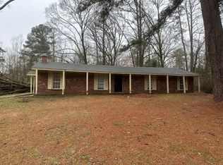 2802 Tara Rd, Jackson, MS 39212