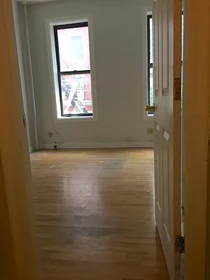 Rented by AJ Clarke | media 19