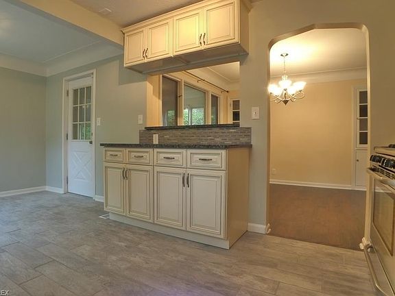 5th image of 1316 S Belvoir Blvd