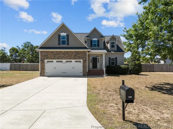136 Silverthorne Dr, Sanford, NC 27332
