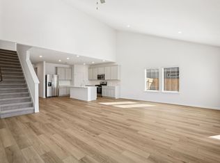 104 Holmby Dr, Hutto, TX 78634